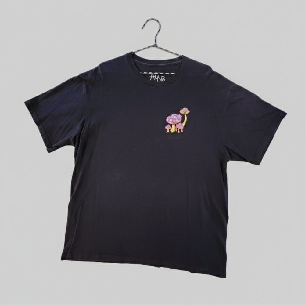 Men's XL A-Lab Black "Magic Mushroom" Wizard Graphic T-Shirt